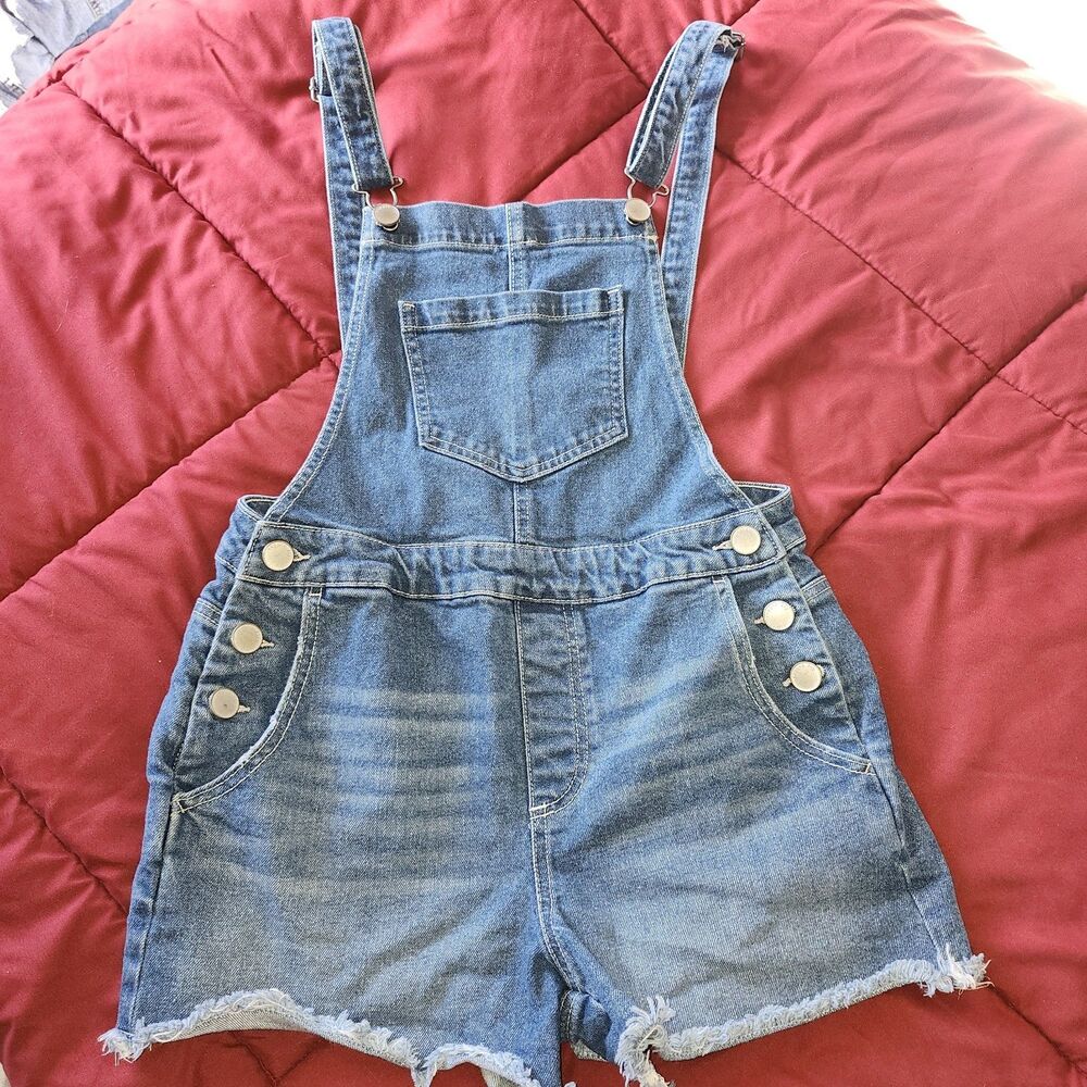 Copper Key Denim Overalls Shorts Junior Size 7 Cut Off Slightly Distressed Blue